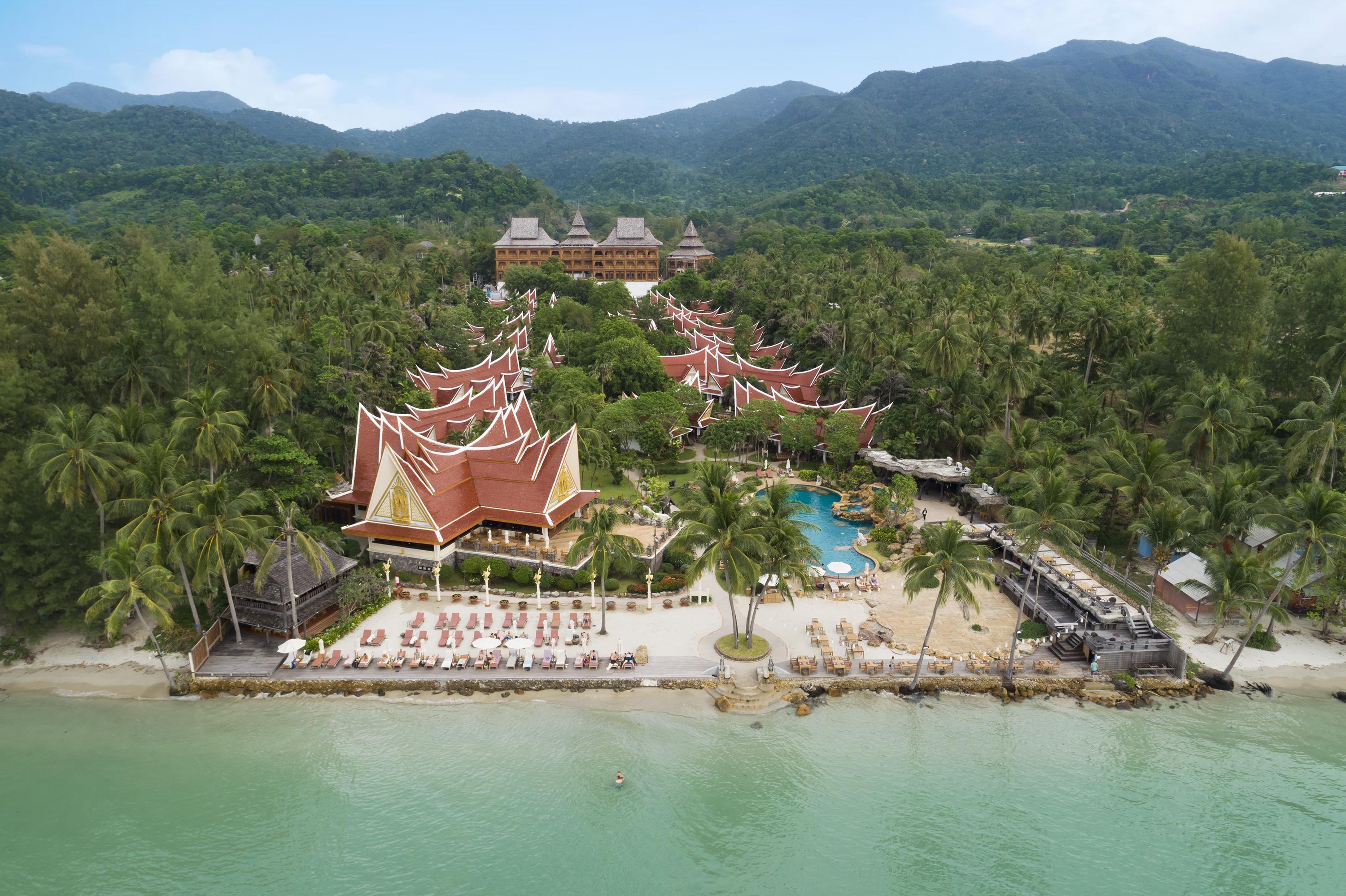 Santhiya Tree Koh Chang Resort - SHA Extra Plus Bagian luar foto